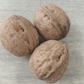 Comprar nueces dulces con buen sabor online del Rincón de Ademuz.
